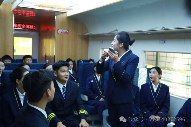 生必看！四大宝藏专业毕业即逆袭pg电子模拟器试玩初中毕业女(图9)