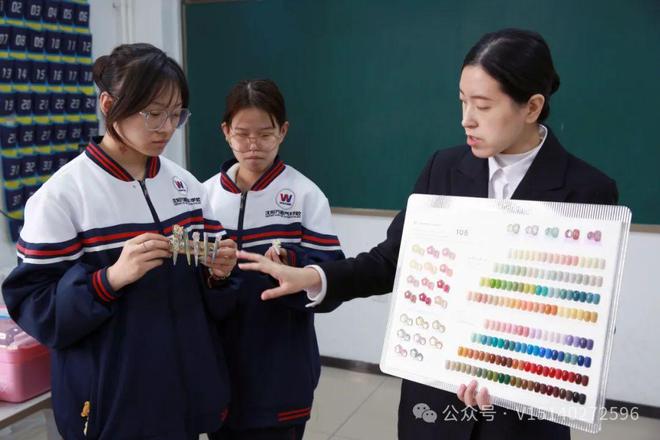 生必看！四大宝藏专业毕业即逆袭pg电子模拟器试玩初中毕业女(图15)