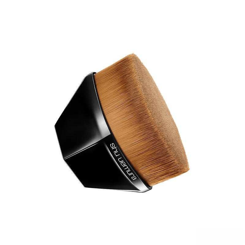 ：让每一次化妆都变得轻松的秘密武器pg电子模拟器免费试玩植村秀化妆刷(图1)